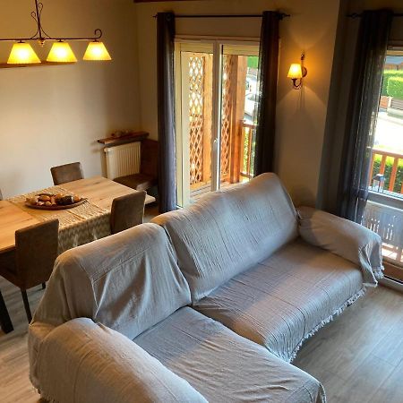 شقة Casita Planes Surroca بورغ مدام المظهر الخارجي الصورة
